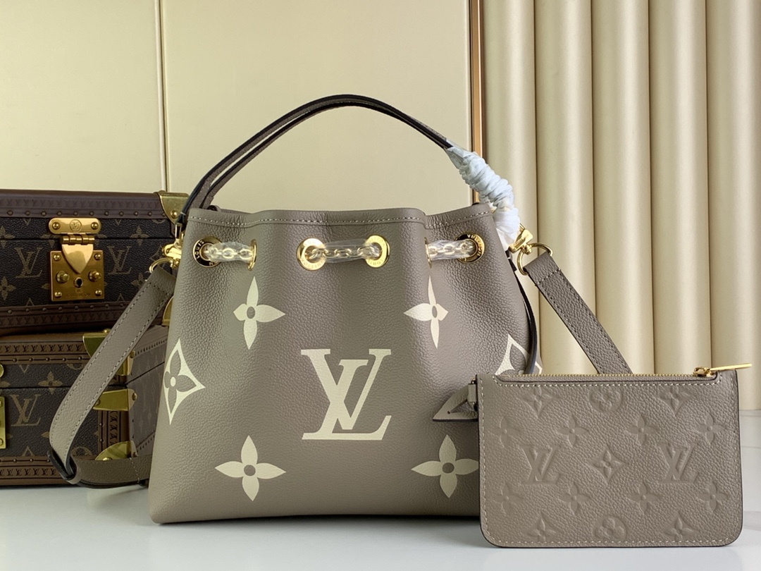 Louis Vuitton Bucket Bags